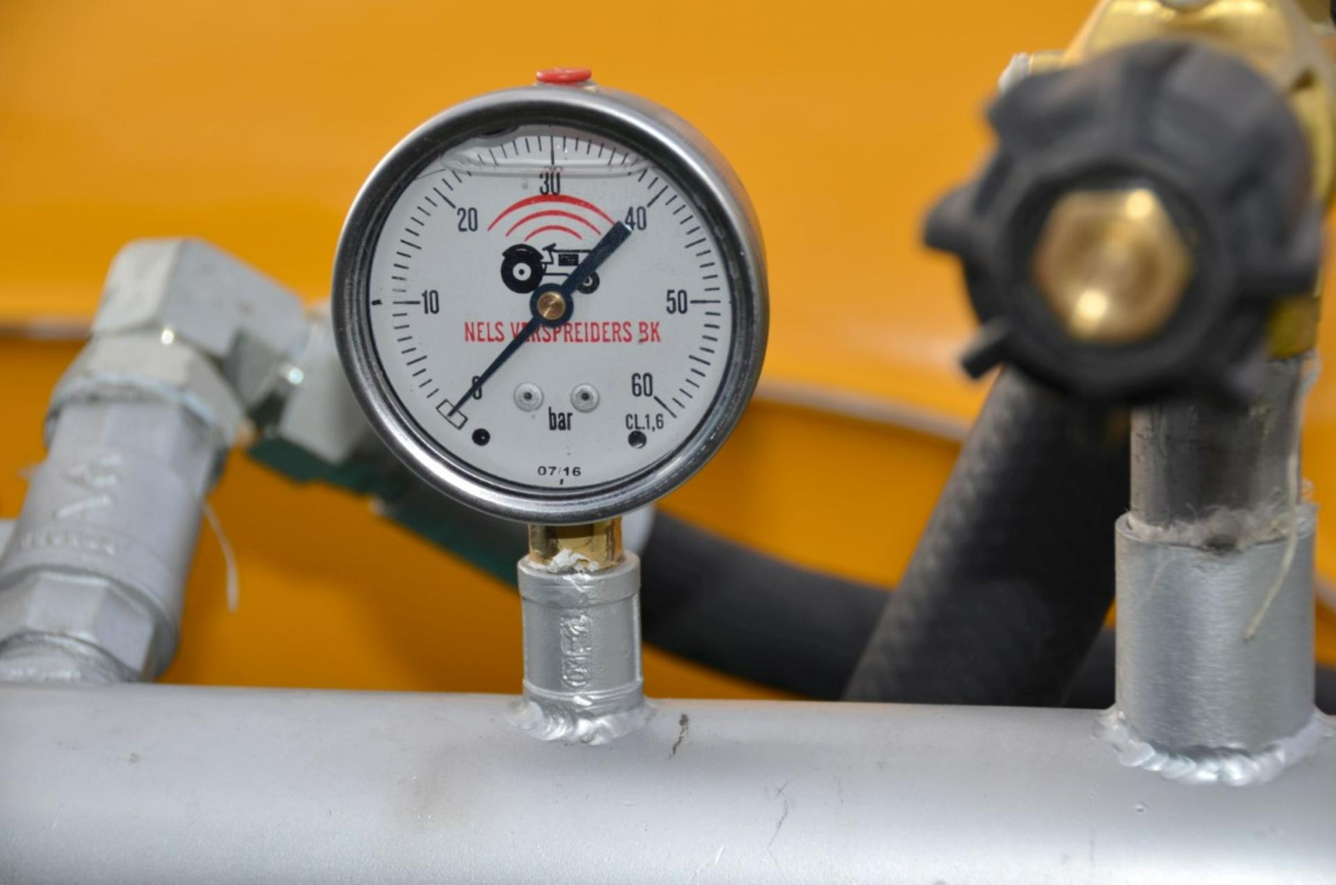 GAUGE-FOR-SPRAY-MACHINE